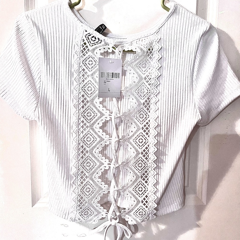 Brand New Forever 21 Knit Top/SSLV Ivory/White